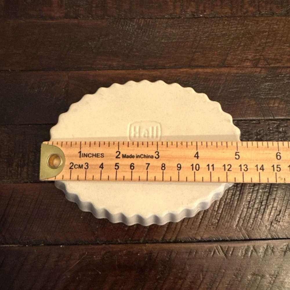 Hall China #853 Mini Oval Souffle Baking Dish Fluted Off White Flan Creme Brulee